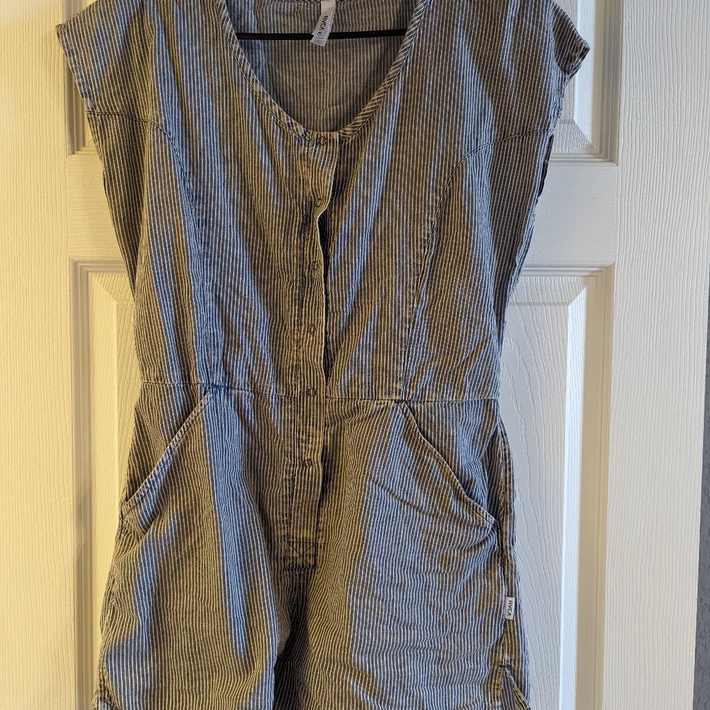 Rvca striped distressed romper sz m